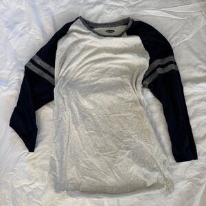 Old Navy Gray Soft-Washed Tee